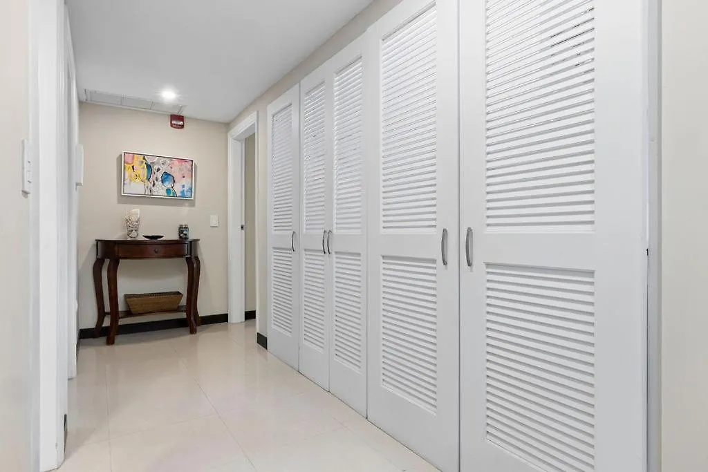 Appartement Relaxing And Classic Best Beachfront Condo Palm Beach