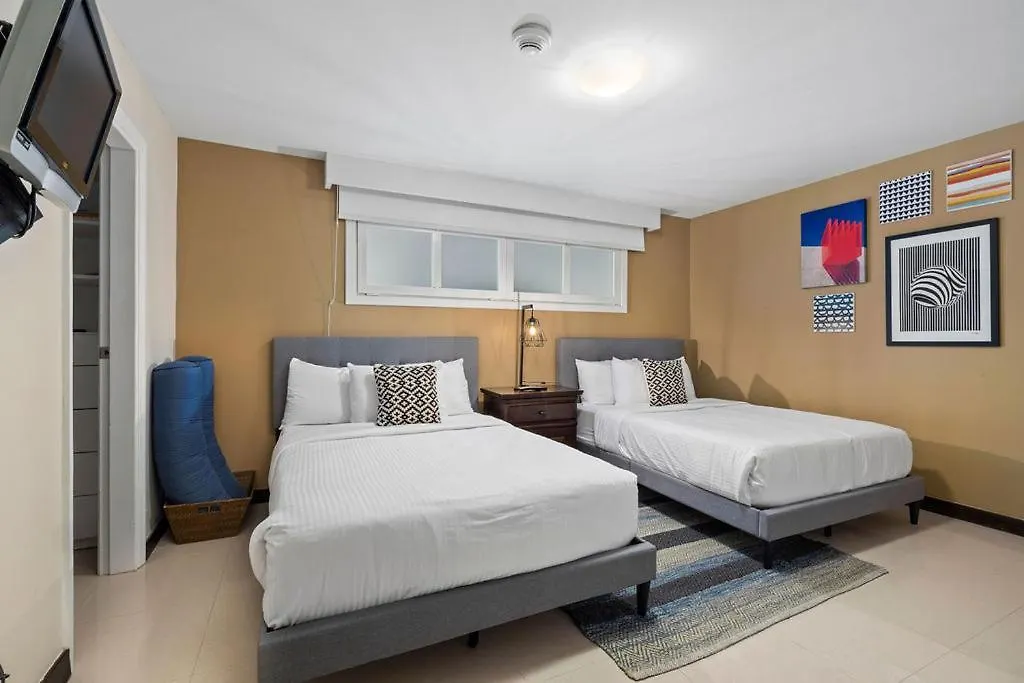 Relaxing And Classic Best Beachfront Condo Palm Beach 0*,